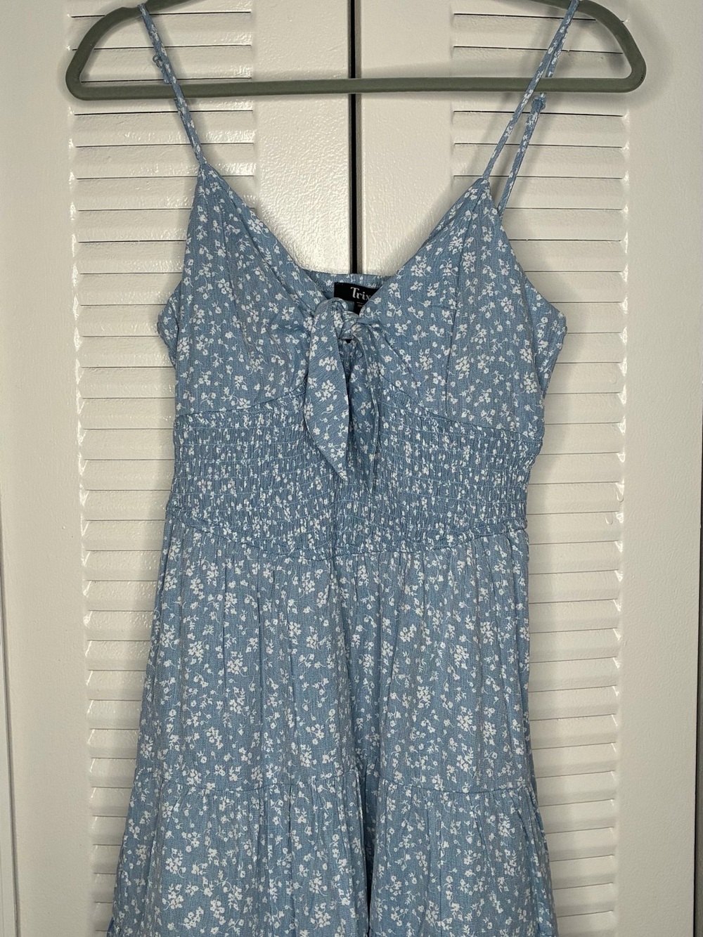 Women’s Tie-Front Blue Floral Dress